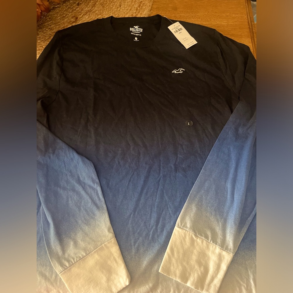 BNWT Hollister shirt